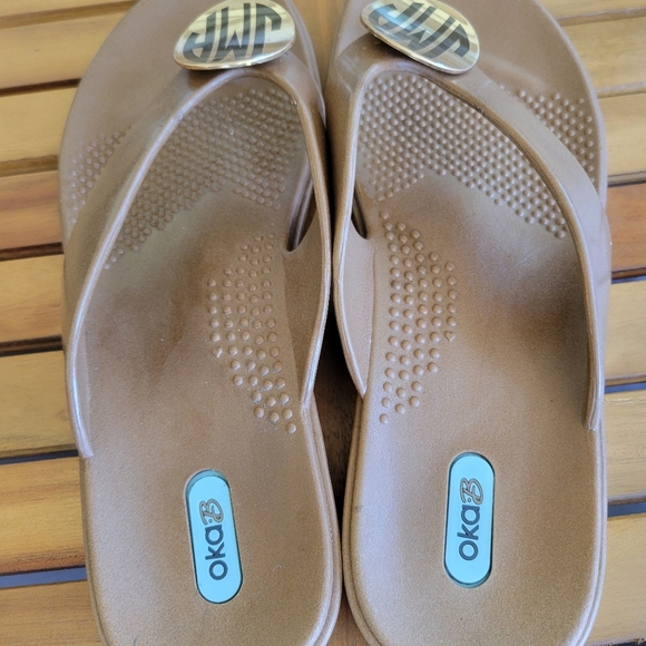 OKA.B Brown Flip Flops with Monogrammed Detail - Picture 5 of 7